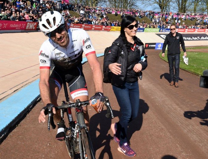 Fabian Cancellara foule une dernière fois le vélodrome de Roubaix. Photo : Trek-Segafredo.