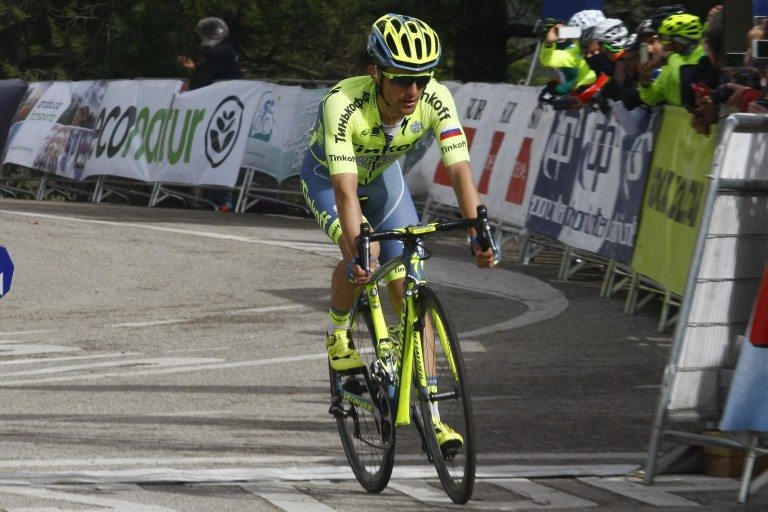 Tinkoff en stage à Chypre