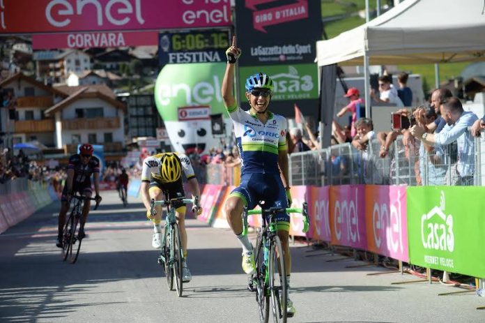Esteban Chaves remporte la 14ème étape du Tour d'Italie 2016. Photo : Giro d'Italia