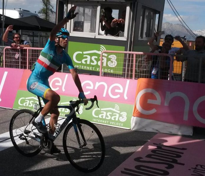 Vincenzo Nibali en vainqueur sur la 19ème étape du Tour d'Italie 2016. Photo : Giro d'Italia.