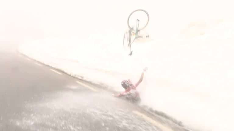 Tour d’Italie 2016 – Steven Kruijswijk Crash