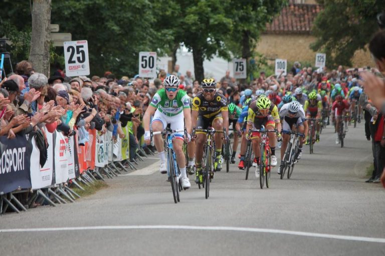 Demare remporte la dernière étape, Quintana vainqueur du général