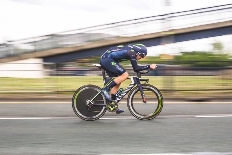 Alex Dowsett conclut en beauté