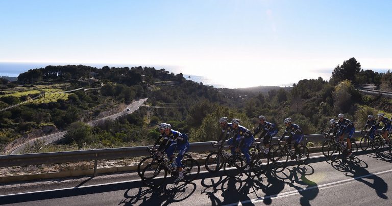 Trois stagiaires chez Etixx-Quick Step