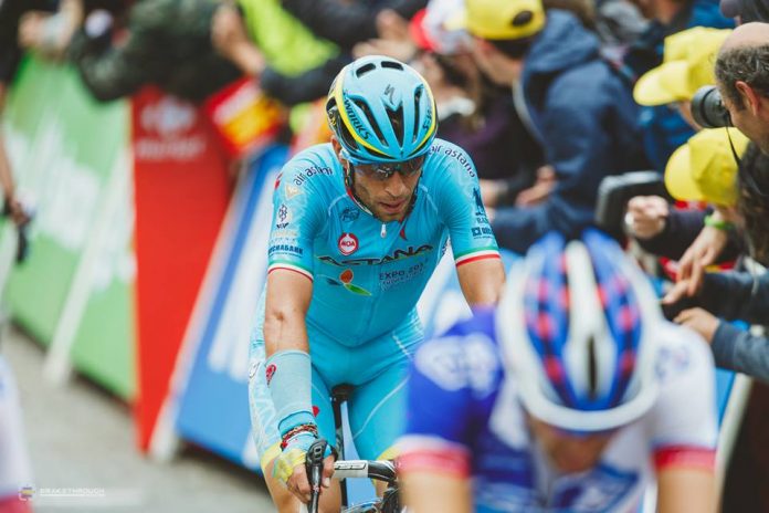 TODAYCYCLING - Vincenzo Nibali a coupé son effort dans le Puy Mary, à 30km de l'arrivée. Photo : Vincenzo Nibali