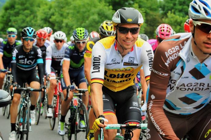 TODAYCYCLING - Robert Wagner sur les routes du Tour de France 2016. Photo : LottoNL-Jumbo