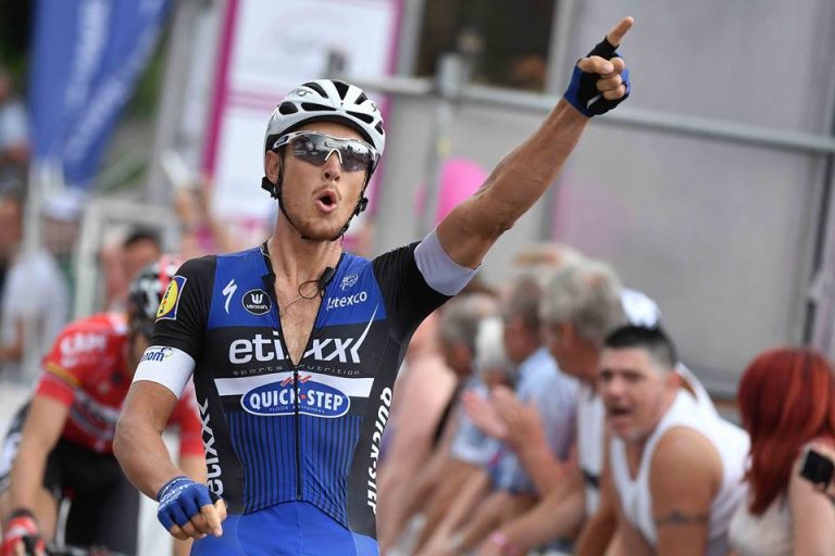 Matteo Trentin s’impose devant Rudy Barbier