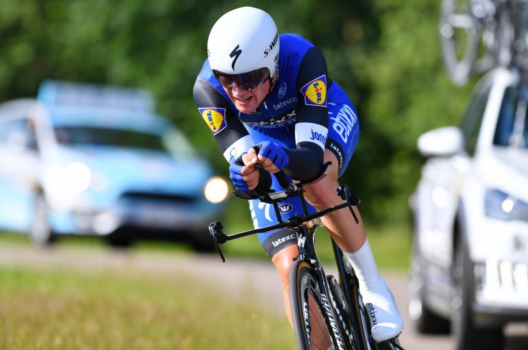 Etixx-Quick Step prolonge deux coureurs