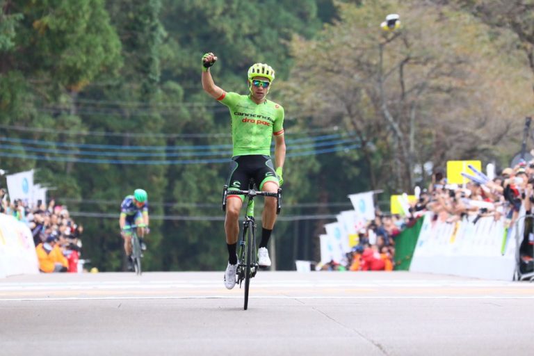 Première victoire au Japon pour Davide Villella
