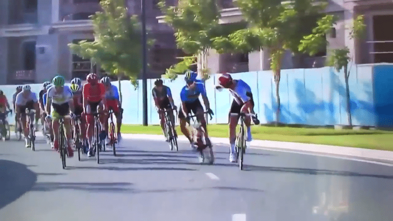 Quand John Degenkolb lâche ses nerfs sur Debusschere
