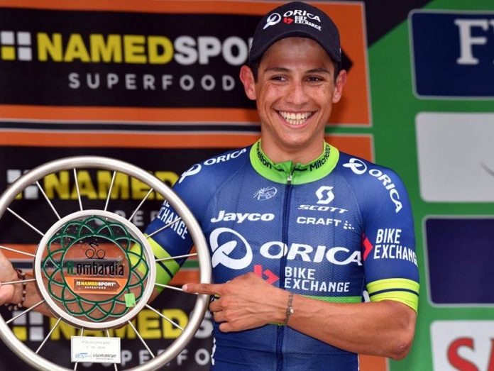 TODAYCYCLING - Esteban Chaves tout sourire sur le podium du Tour de Lombardie 2016. Photo : Orica BikeExchange