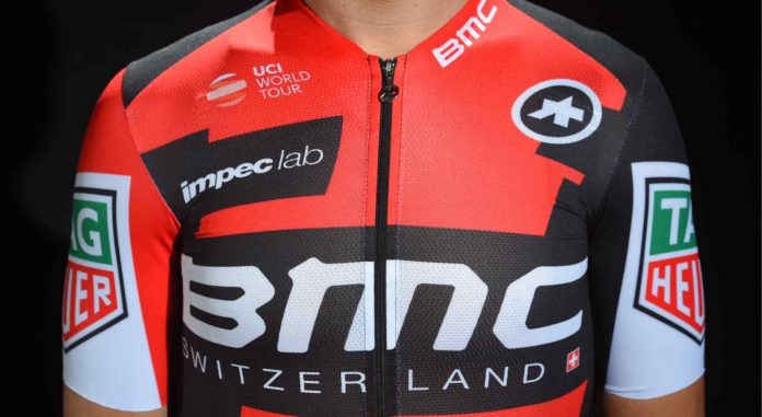 TODAYCYCLING.COM - Maillot 2017 de la formation BMC-Tag Heuer. Photo : BMC Racing Team
