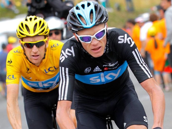 TODAYCYCLING - Chris Froome et Bradley Wiggins sur le Tour de France 2012 - Photo: Team Sky
