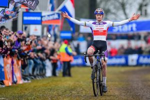 TODAYCYCLING - Mathieu van der Poel remporte le titre de champion des Pays-Bas 2017 - Photo: Photopress.be