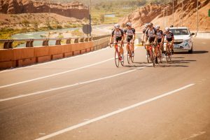 TODAYCYCLING - L'équipe UAE Abu Dhabi à l'entraînement sur les routes du Tour de San Juan - Photo: Tour de San Juan