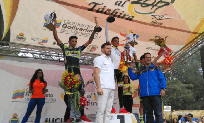 TODAYCYCLING.COM - Yimmi Briceno vainqueur de l'étape 9 de la Vuelta al Tachira. Photo : Vuelta al Tachira