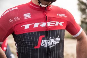 TODAYCYCLING - La formation Trek-Segaredo dévoile son maillot - Photo: Trek-Segafredo