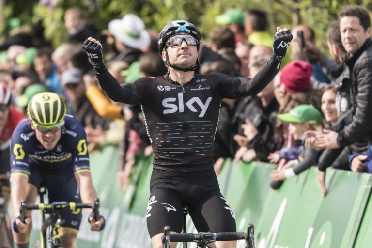 Elia Viviani au sprint, Fabio Felline toujours leader en Romandie