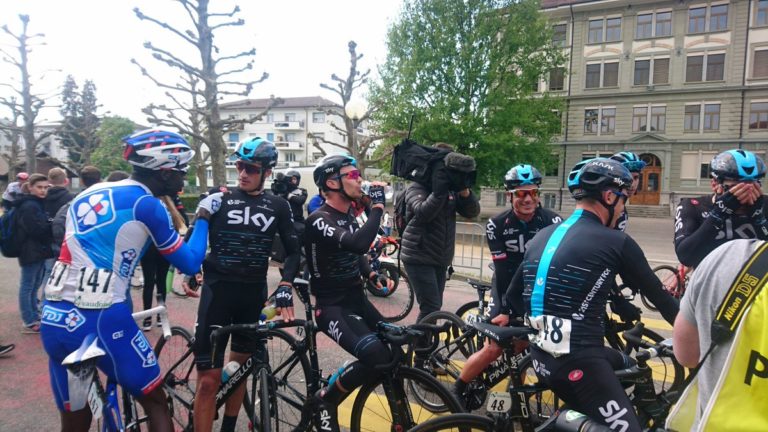Gianni Moscon (Sky) tient des propos racistes à l’égard de Kevin Reza