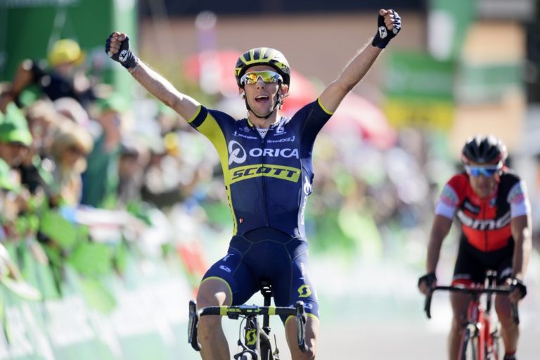 Etape et maillot de leader pour Simon Yates sur le Romandie