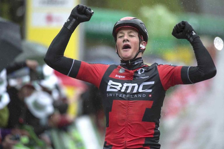 Tour de Romandie : Stefan Kung triomphe des éléments et du peloton