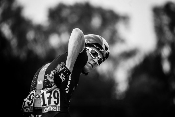 Tour d'Italie : Team Sky (Geraint Thomas, Mikel Landa) décimée par la chute provoquée par une moto
