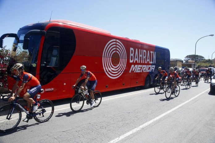 Tour d'Italie : la tension s'intensifie entre la Team Sky et Bahrain-Merida