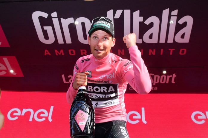Lukas Postlberger endosse le maillot rose à l'issue de la 1ère étape du Giro 2017