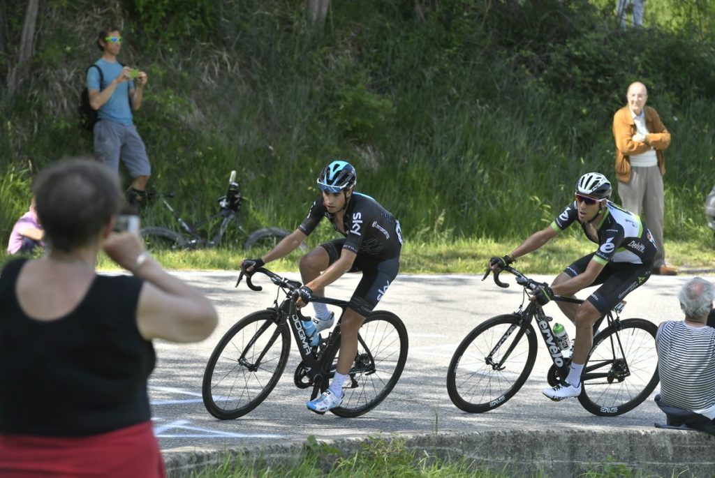 Mikel Landa (Team Sky) et Omar Fraile (Dimension Data) à l'avant sur les routes du Giro