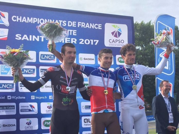 Championnat de France cycliste 2017, contre la montre élite messieurs. A la surprise générale, Pierre Latour (AG2R) a damé le pion aux