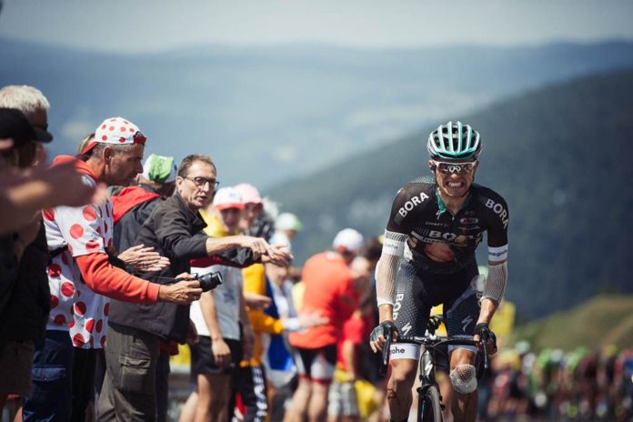 Rafal Majka (Bora-Hansgrohe) est le 18e coureur à abandonner le Tour de France 2017. Après sa lourde chute hier, le Polonais préfère