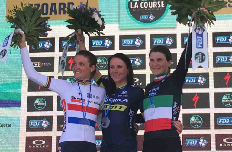La Course By le Tour de France : Van Vleuten sur l’Izoard