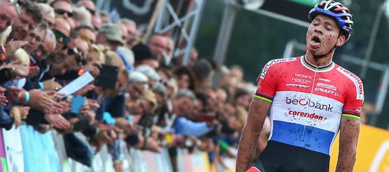Mathieu Van der Poel toujours dominateur en cyclo-cross