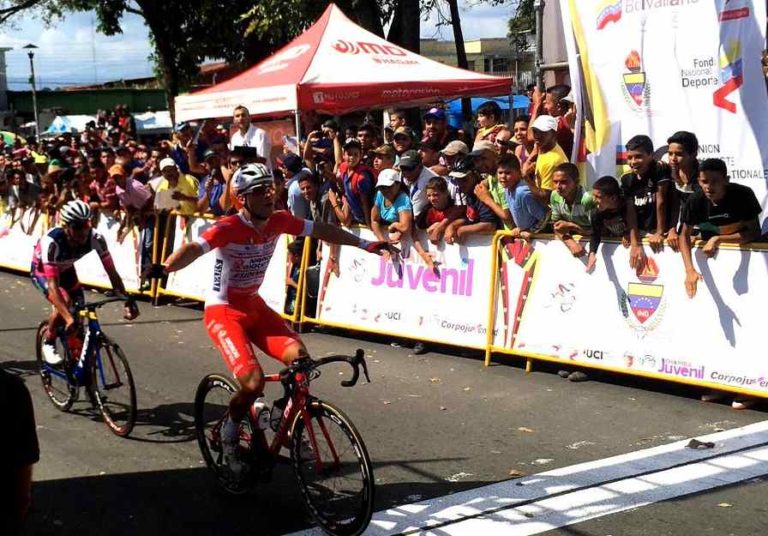 Matteo Malucelli premier leader de la Vuelta al Tachira