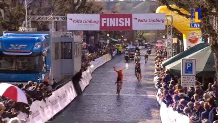Jan Tratnik (CCC Sprandi) remporte la Volta Limburg Classic