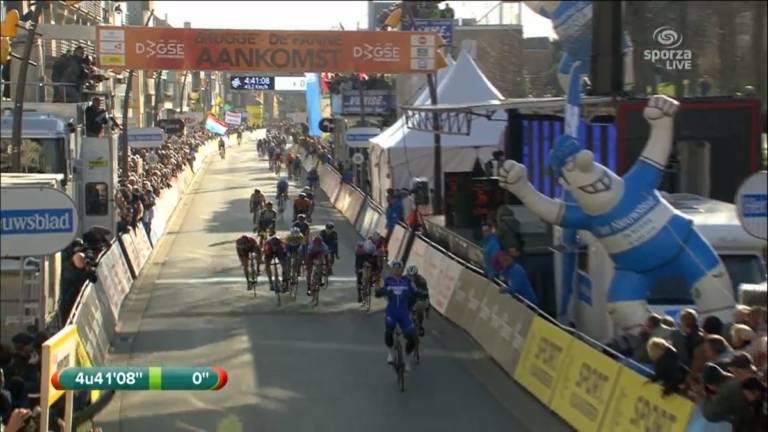 Elia Viviani vainqueur au sprint des Trois Jours de La Panne