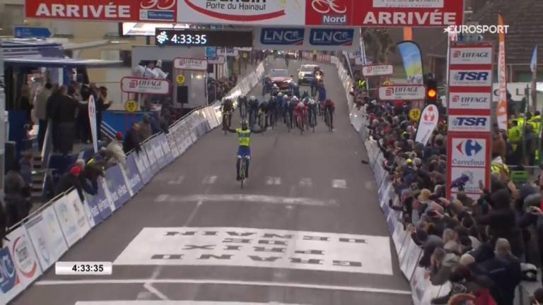 Kenny Dehaes s’impose en costaud sur le GP de Denain