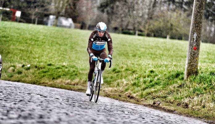 Romain Bardet À Travers la Flandre