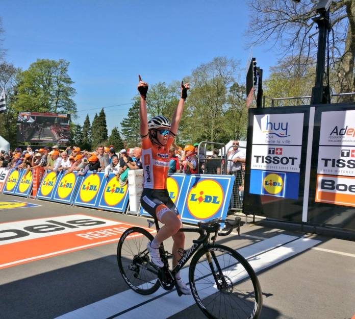 anna van der breggen remporte flèche wallonne 2018
