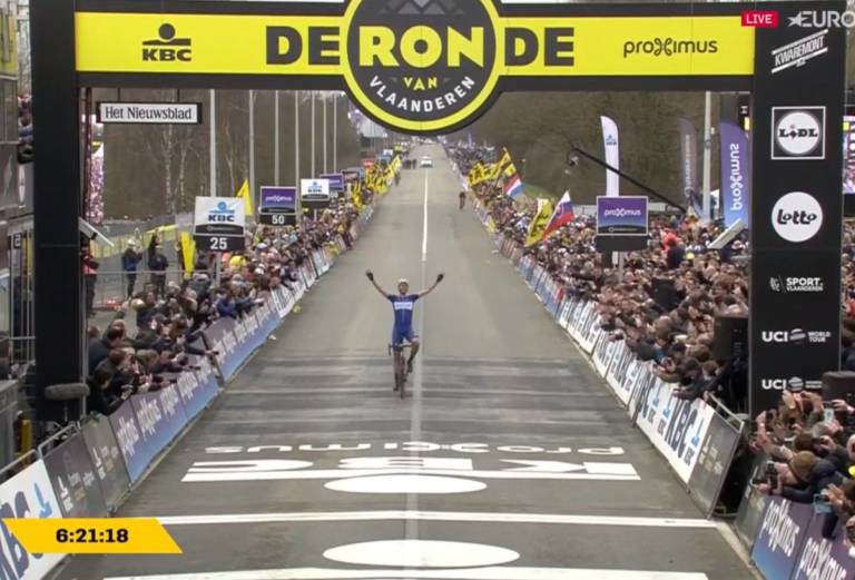 Niki Terpstra (Quick-Step Floors) remporte son premier Tour des Flandres