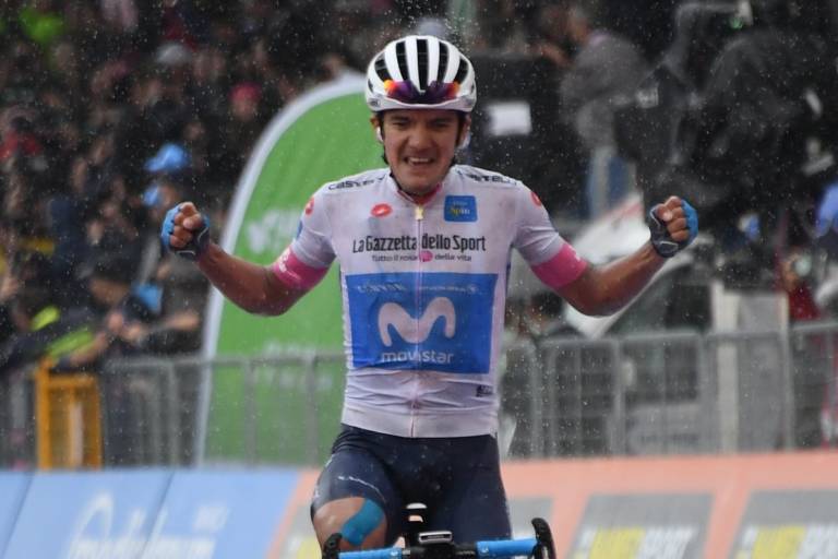 Richard Carapaz termine en solitaire à Montevergine sur le Giro 2018