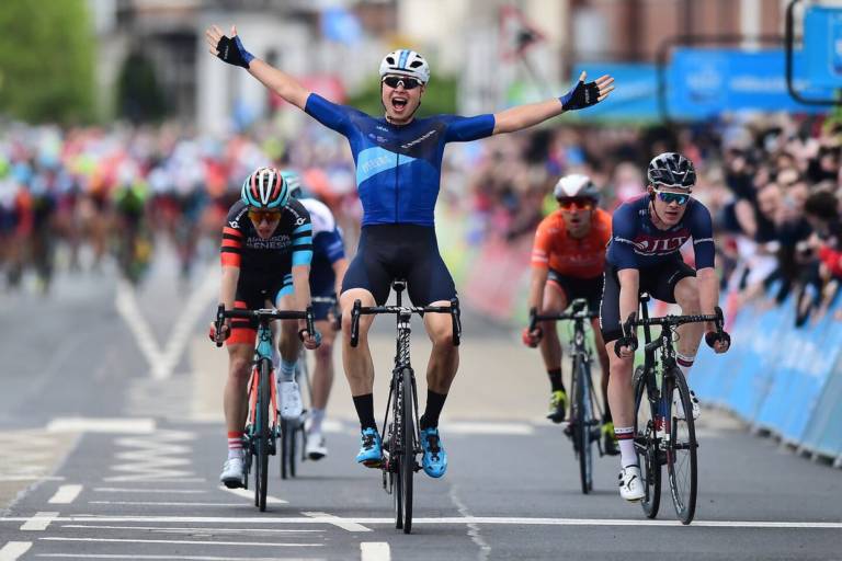 Harry Tanfield surprend les sprinteurs en ouverture du Tour de Yorkshire