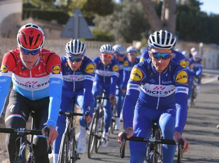 Julian Alaphilippe au départ du Critérium du Dauphiné