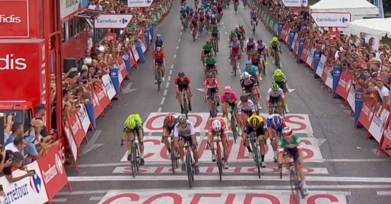 Elia Viviani gagne la dernière étape, Simon Yates vainqueur de la Vuelta