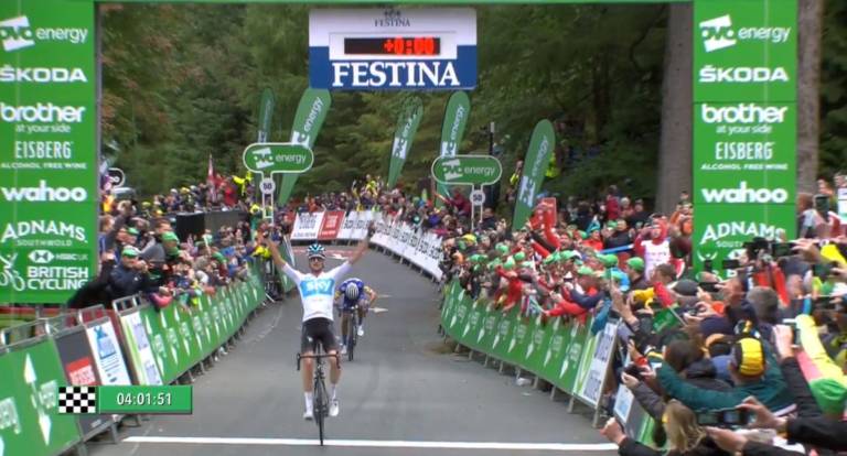 Wout Poels gagne la sixième étape, Julian Alaphilippe devient leader