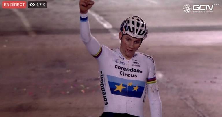 Mathieu Van der Poel large vainqueur du Superprestige de Diegem