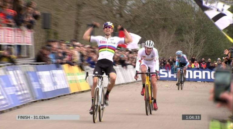 Wout van Aert, le championnat du monde de cyclo-cross dans le viseur