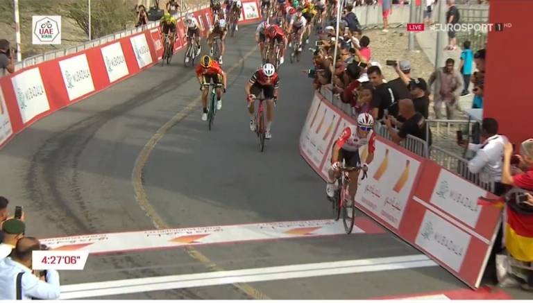 Caleb Ewan largement supérieur dans la bosse finale