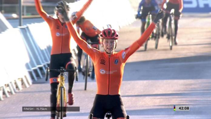 Inge Van der Heijden championne espoirs