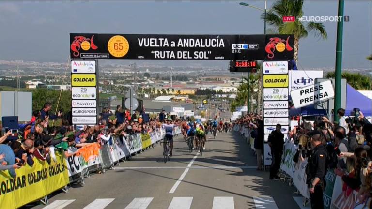 Matteo Trentin intouchable au sprint, Jakob Fuglsang vainqueur final
